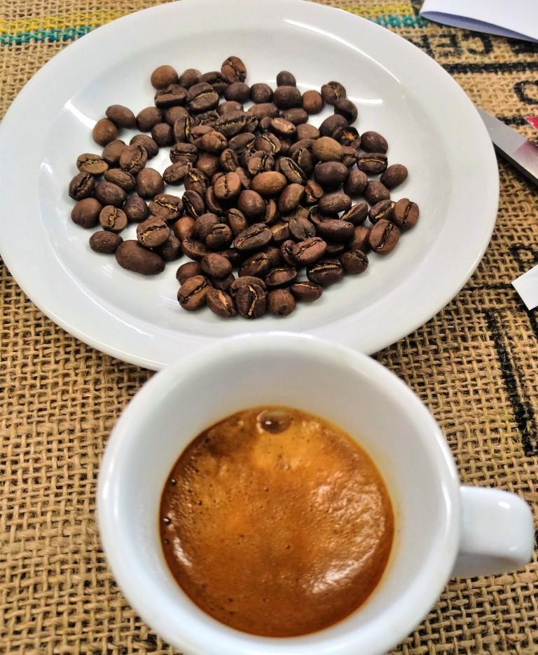 Max Espresso - Premium Specialty Coffee Blend
